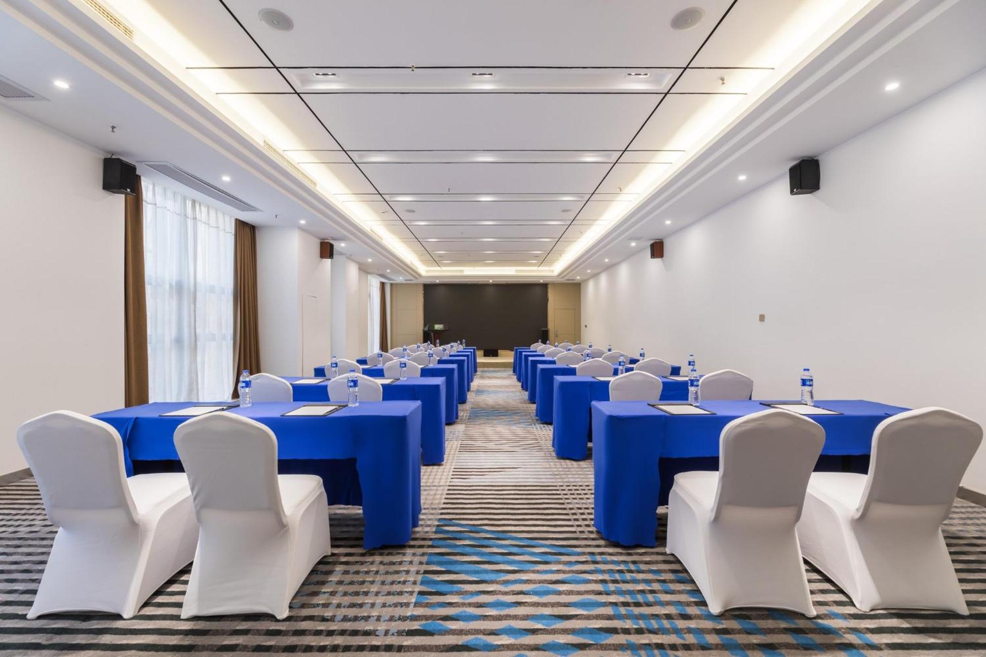 Holiday Inn Express - Liuyang Development Zone By Ihg Changsha Huanghua Airport Exterior photo